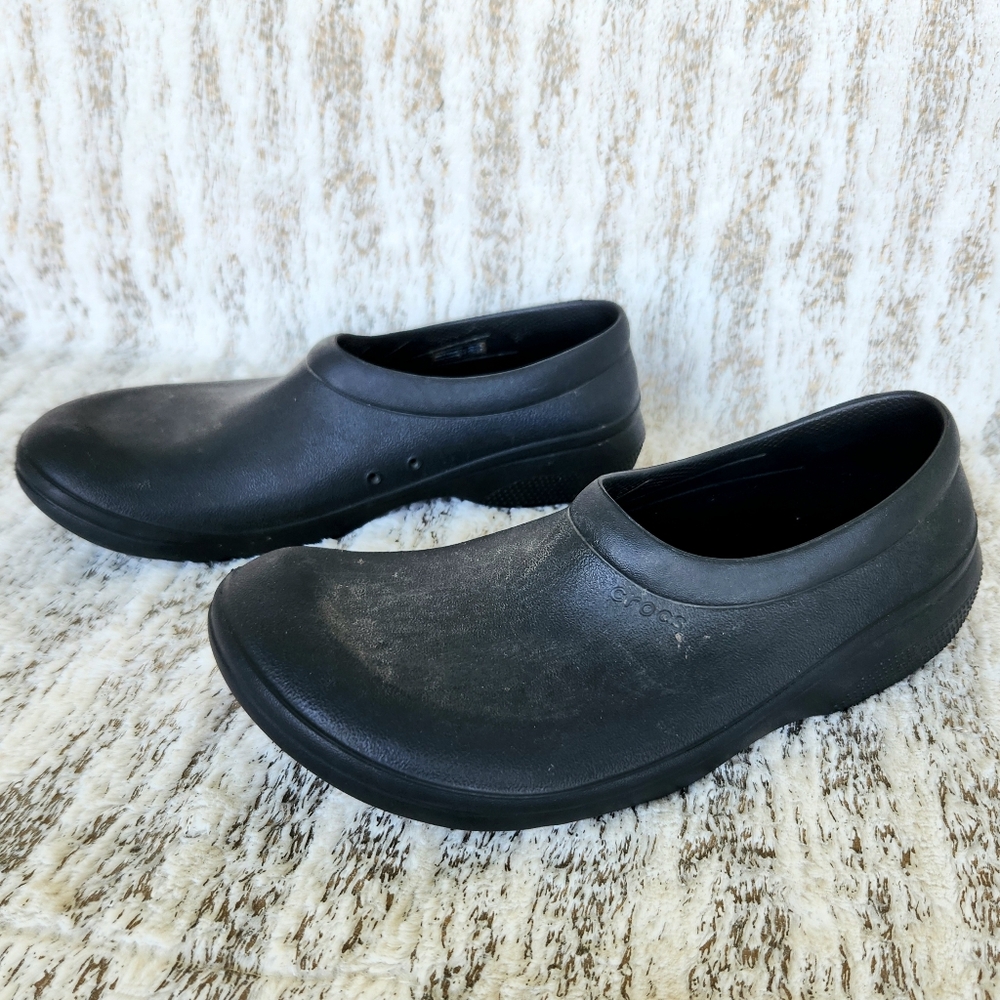 CROCS "On the Clock Slip On" Work Clogs Black Unisex Women's Size 10 Mens Size 8 - Picture 2 of 12